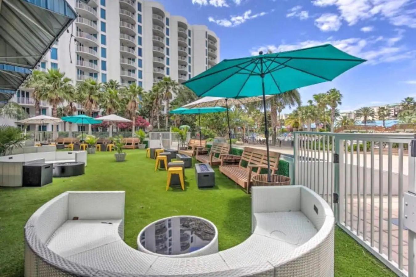 5 Star Resort 11Th Fl Stunning Sunrise 2Br 2Ba King Suite,Pools ,Shuttle Or Walk To Beach Дестин Екстериор снимка