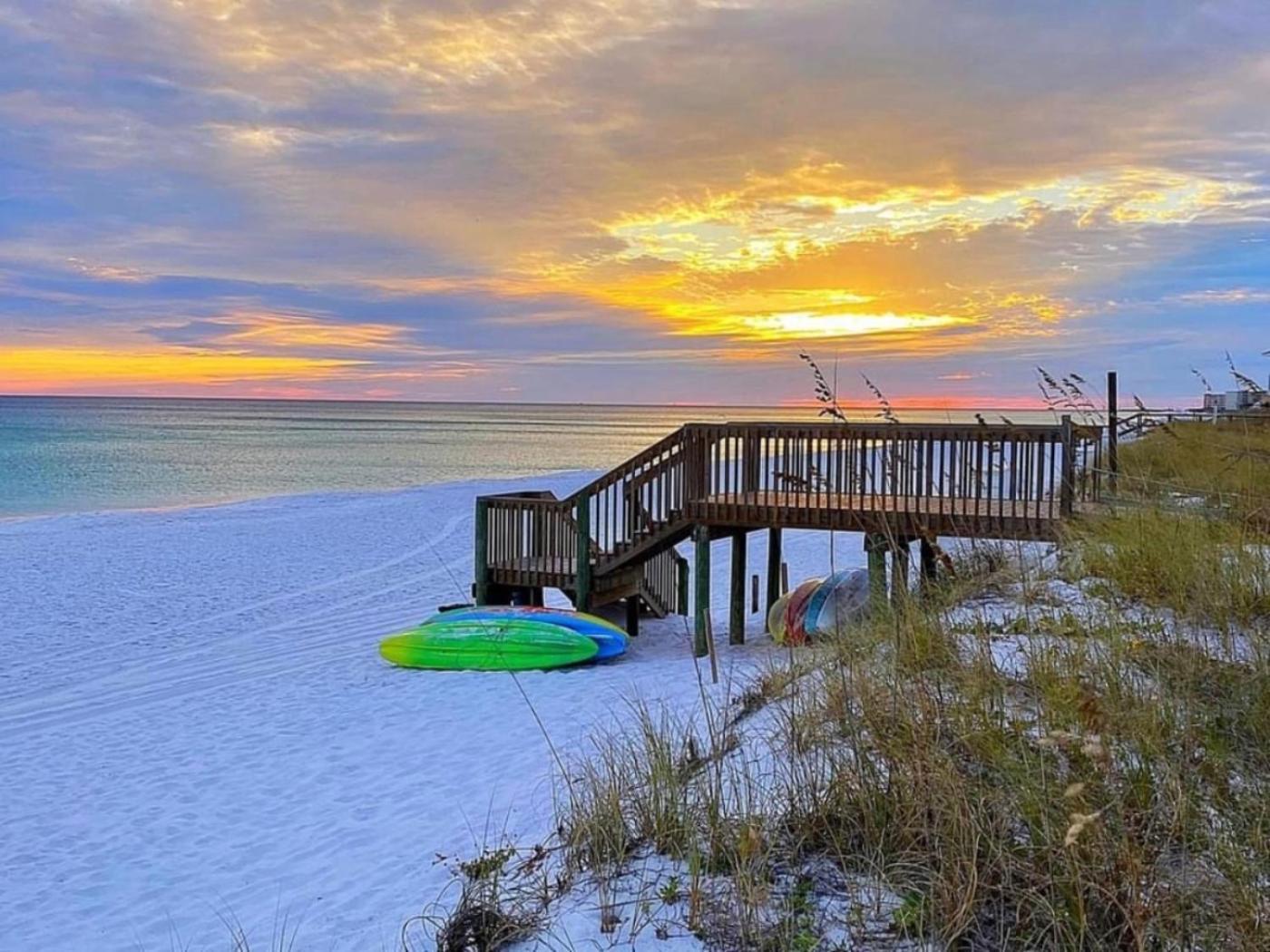 5 Star Resort 11Th Fl Stunning Sunrise 2Br 2Ba King Suite,Pools ,Shuttle Or Walk To Beach Дестин Екстериор снимка