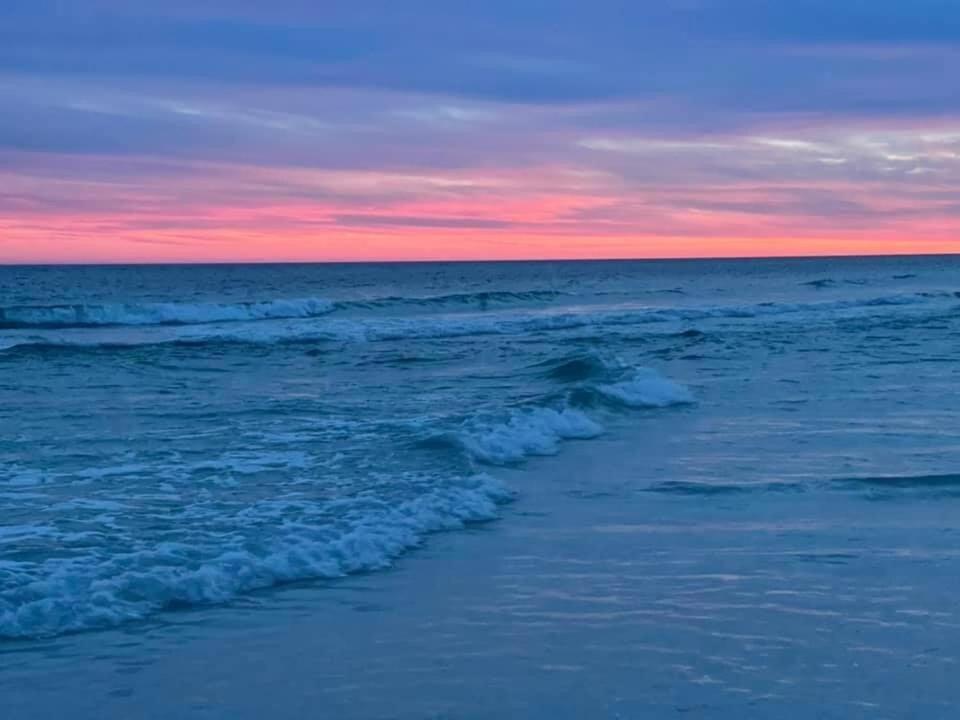 5 Star Resort 11Th Fl Stunning Sunrise 2Br 2Ba King Suite,Pools ,Shuttle Or Walk To Beach Дестин Екстериор снимка
